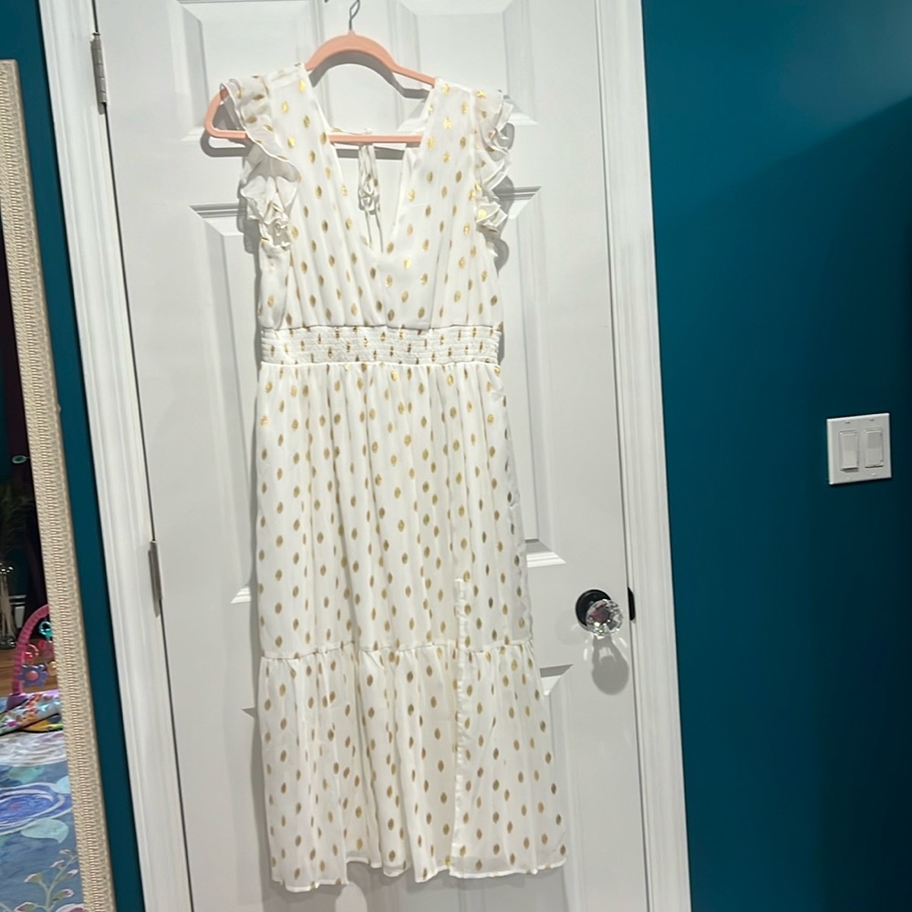 Lulu’s Cause to Celebrate White and Gold Dot Ruffled Tiered Midi Dress Large